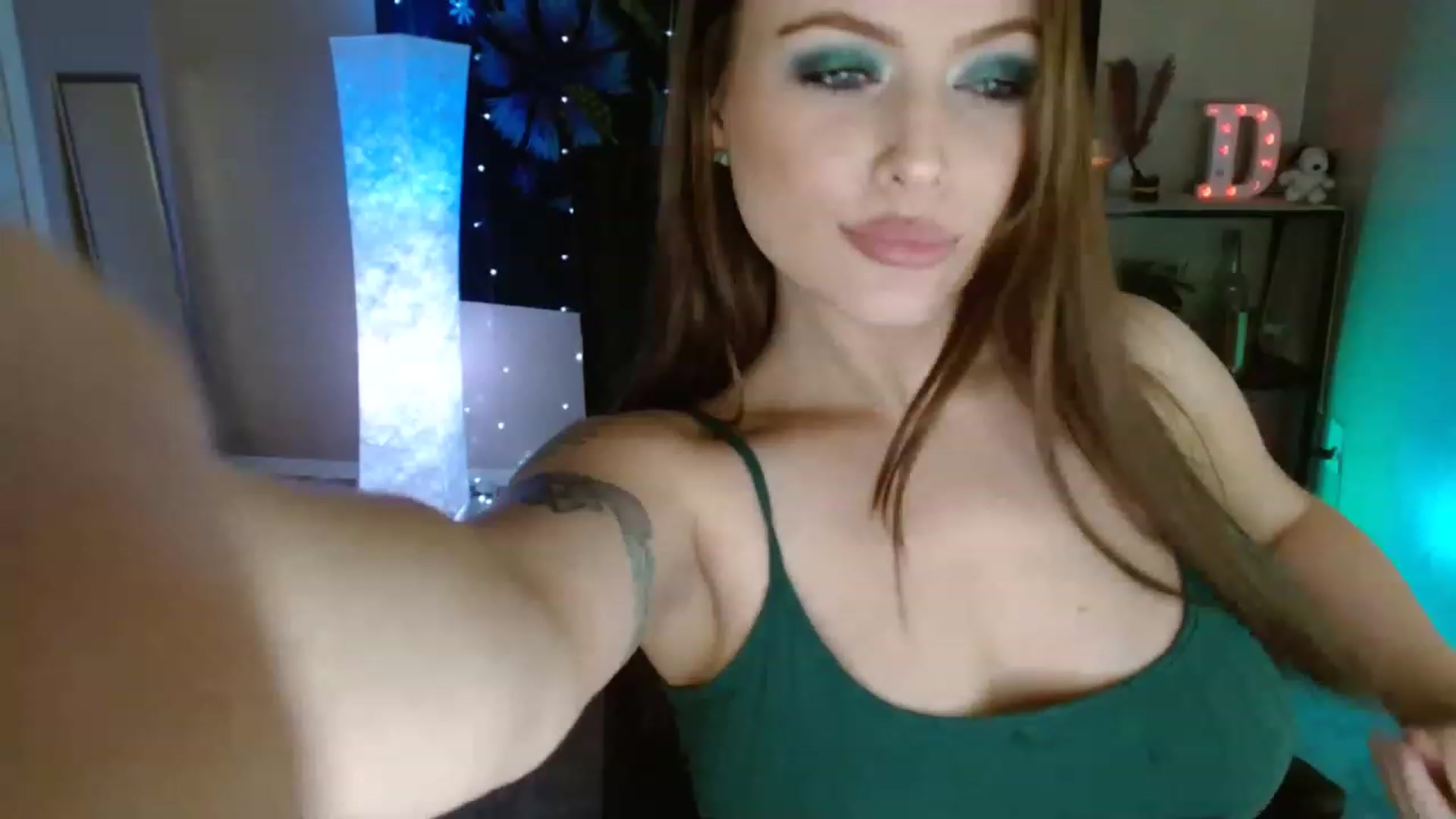 Gallery image thumbnail from DaniSpice's myfreecams stream on, 02/01/2023, 10:54 image 5 of 20