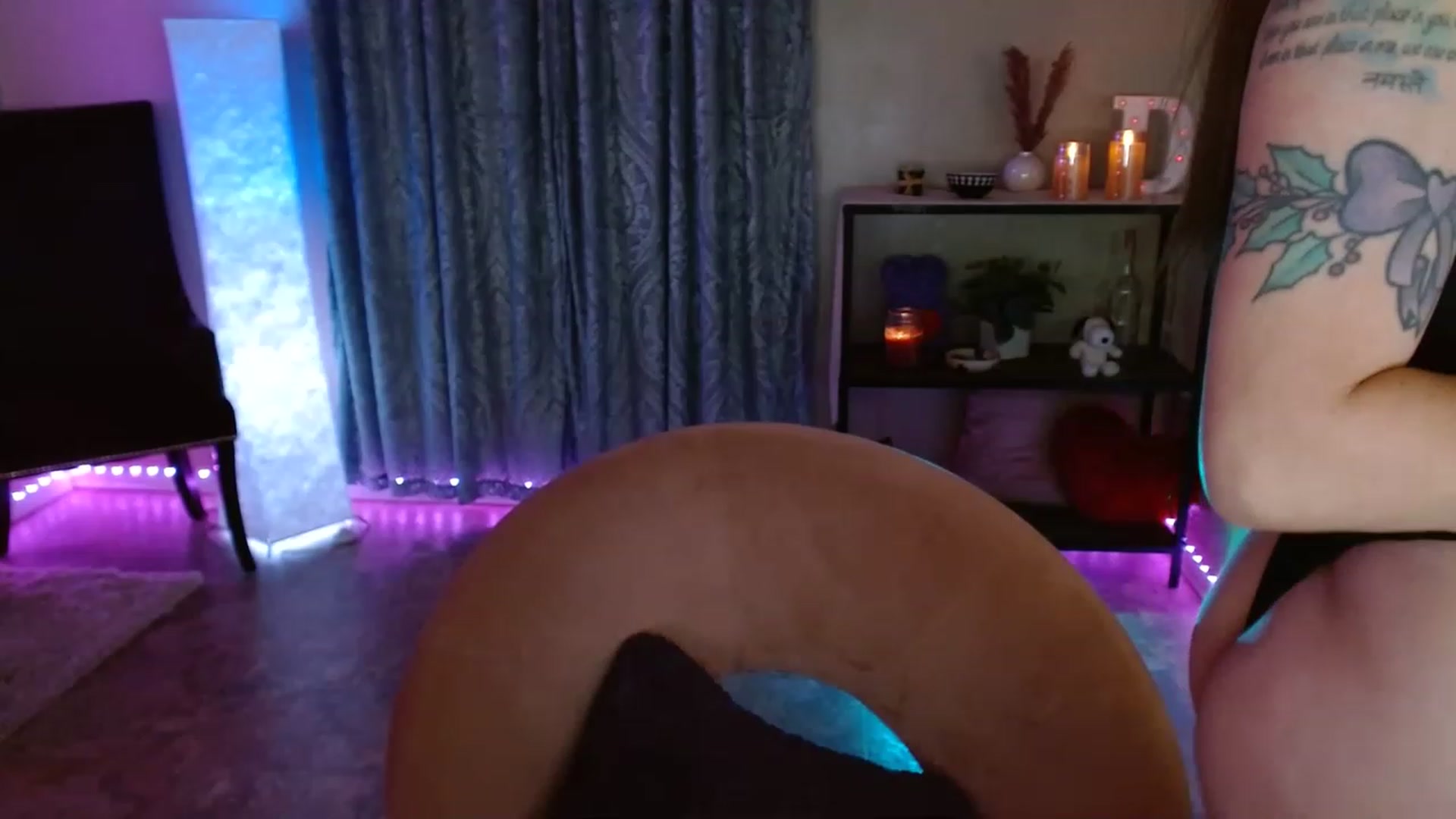 Gallery image thumbnail from DaniSpice's myfreecams stream on, 02/09/2023, 10:52 image 9 of 20