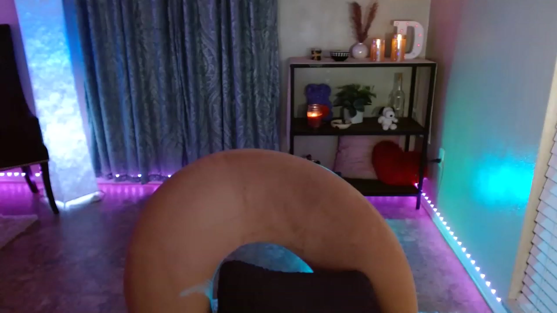 Gallery image thumbnail from DaniSpice's myfreecams stream on, 02/09/2023, 10:52 image 2 of 20