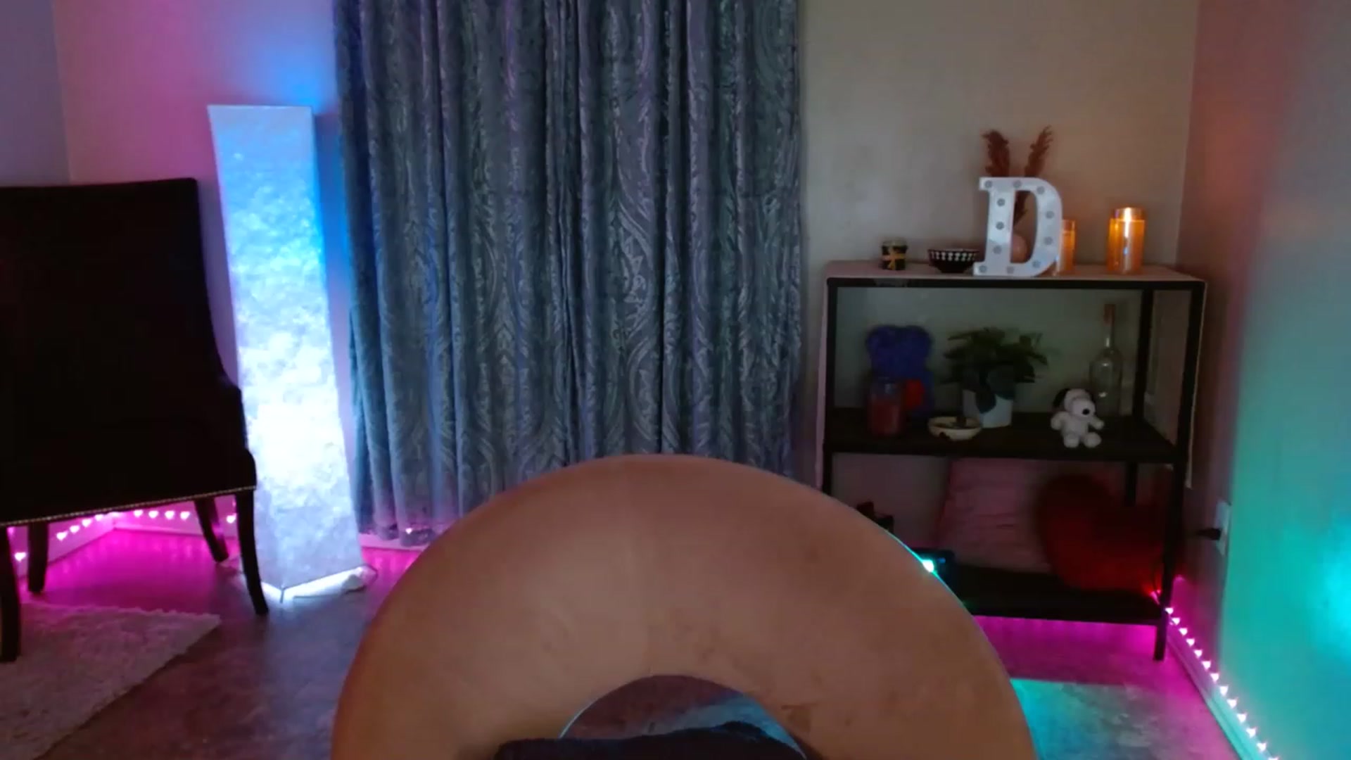 Gallery image thumbnail from DaniSpice's myfreecams stream on, 02/14/2023, 07:44 image 13 of 20