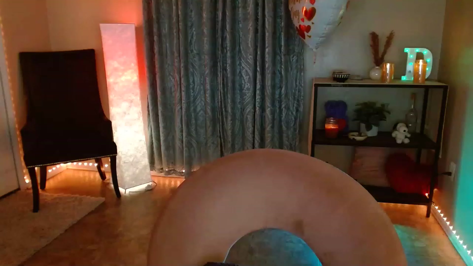 Gallery image thumbnail from DaniSpice's myfreecams stream on, 02/16/2023, 07:36 image 13 of 20