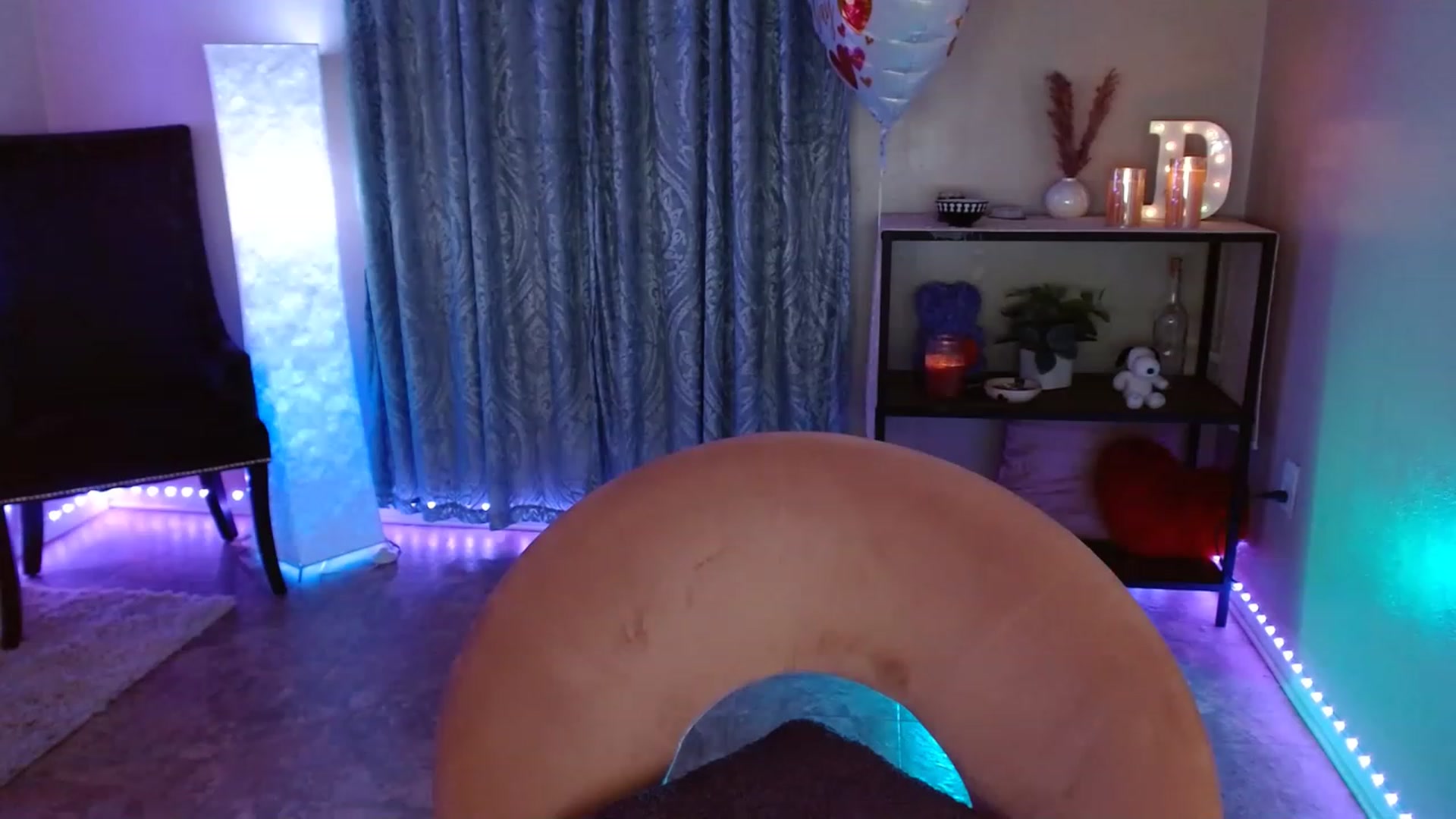 Gallery image thumbnail from DaniSpice's myfreecams stream on, 02/18/2023, 06:46 image 18 of 20