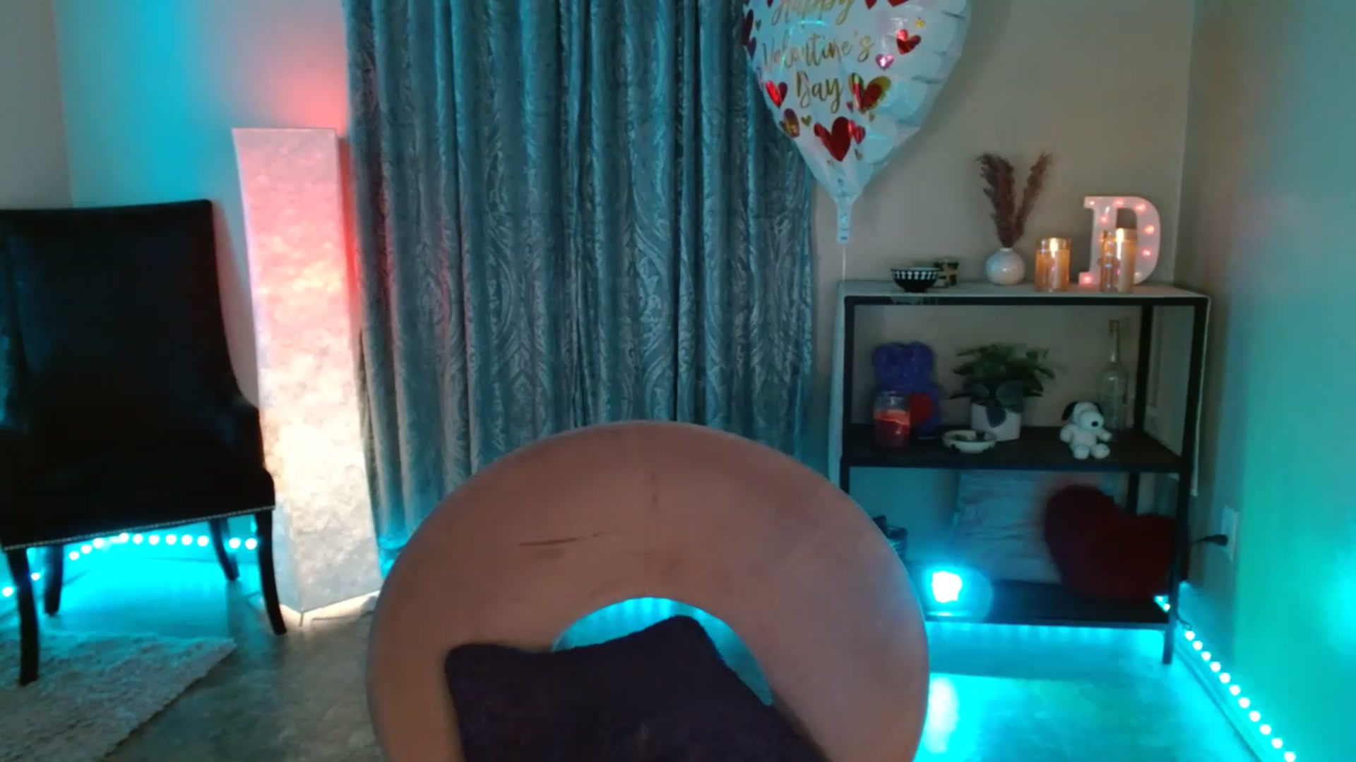 Gallery image thumbnail from DaniSpice's myfreecams stream on, 02/24/2023, 02:58 image 11 of 20