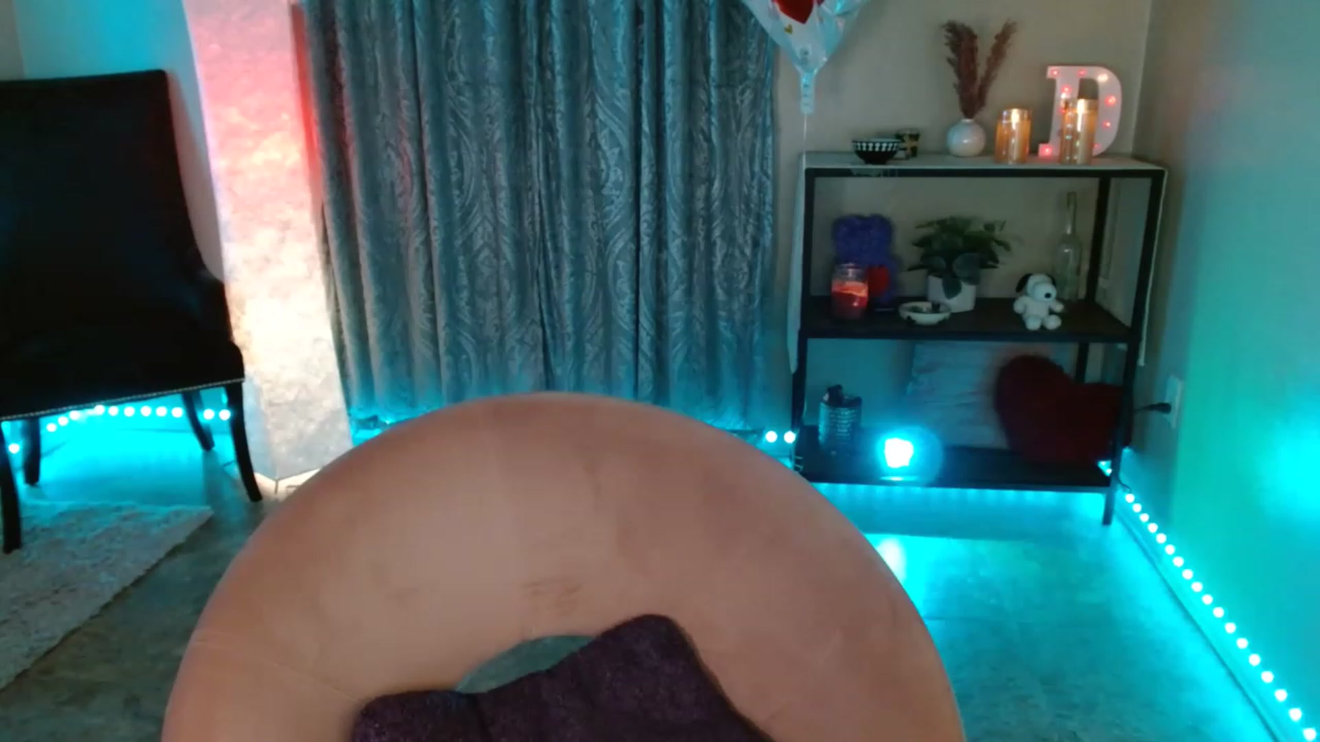 Gallery image thumbnail from DaniSpice's myfreecams stream on, 02/24/2023, 02:58 image 3 of 20