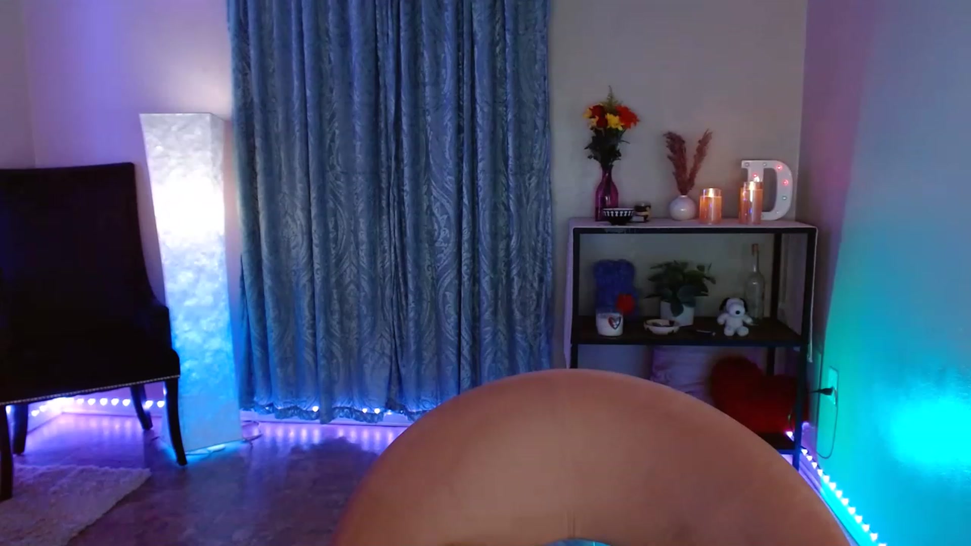 Gallery image thumbnail from DaniSpice's myfreecams stream on, 03/02/2023, 11:18 image 3 of 20