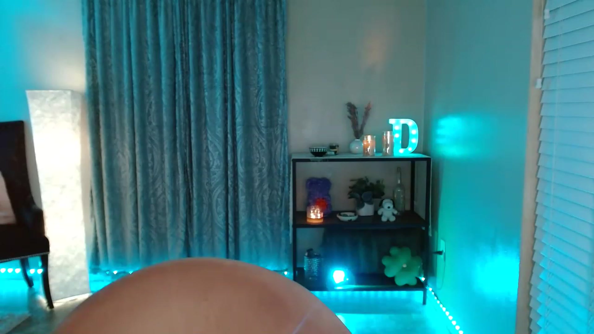 Gallery image thumbnail from DaniSpice's myfreecams stream on, 03/16/2023, 11:14 image 13 of 20
