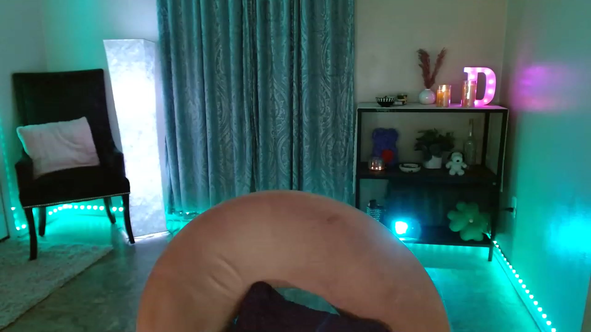Gallery image thumbnail from DaniSpice's myfreecams stream on, 03/18/2023, 06:42 image 13 of 20