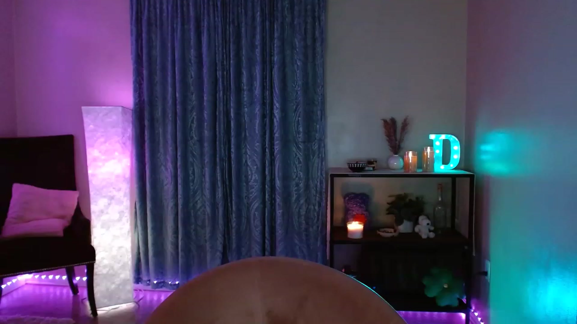 Gallery image thumbnail from DaniSpice's myfreecams stream on, 03/22/2023, 05:08 image 3 of 20