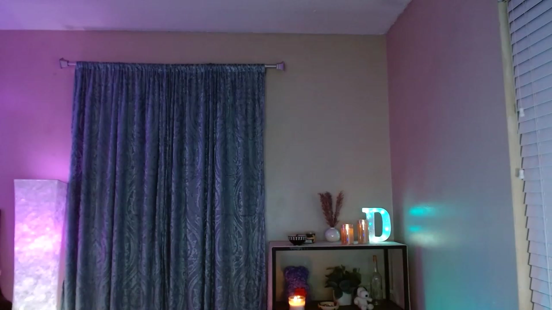 Gallery image thumbnail from DaniSpice's myfreecams stream on, 03/22/2023, 05:08 image 16 of 20