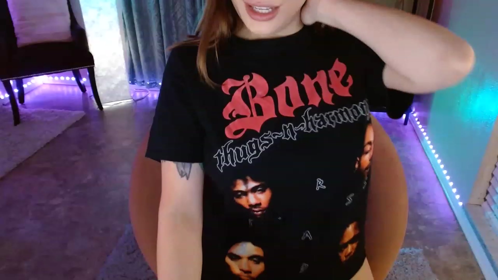 Gallery image thumbnail from DaniSpice's myfreecams stream on, 03/25/2023, 24:57 image 8 of 20