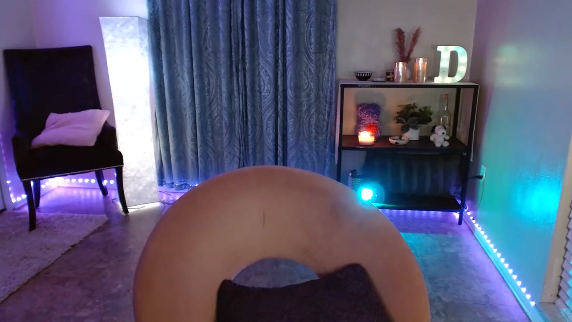 Gallery image thumbnail from DaniSpice's myfreecams stream on, 04/05/2023, 08:08 image 13 of 20