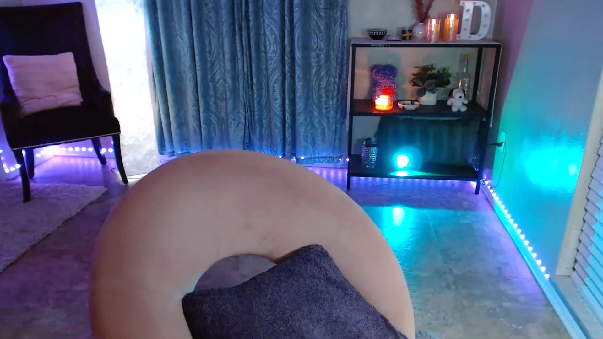 Gallery image thumbnail from DaniSpice's myfreecams stream on, 04/13/2023, 10:55 image 18 of 20