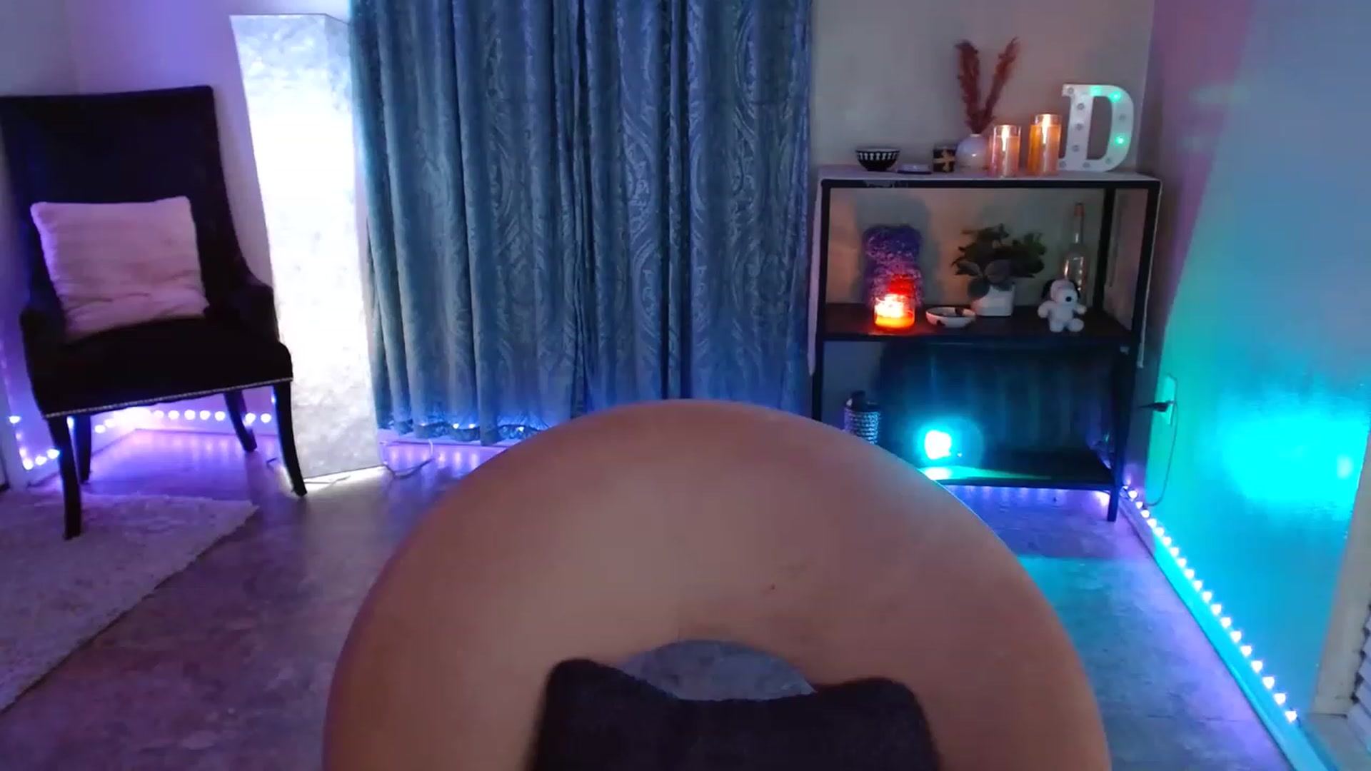 Gallery image thumbnail from DaniSpice's myfreecams stream on, 04/13/2023, 10:55 image 10 of 20