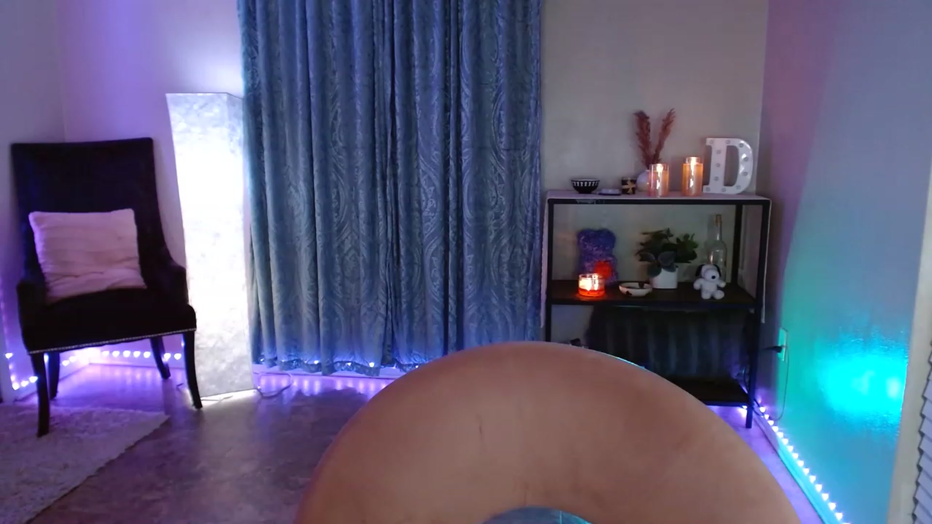 Gallery image thumbnail from DaniSpice's myfreecams stream on, 04/15/2023, 08:00 image 19 of 20