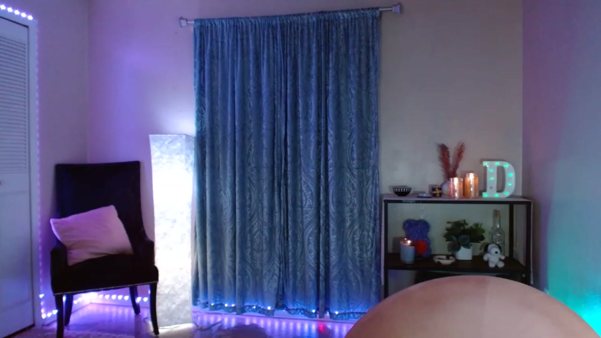 Gallery image thumbnail from DaniSpice's myfreecams stream on, 04/19/2023, 07:38 image 4 of 20