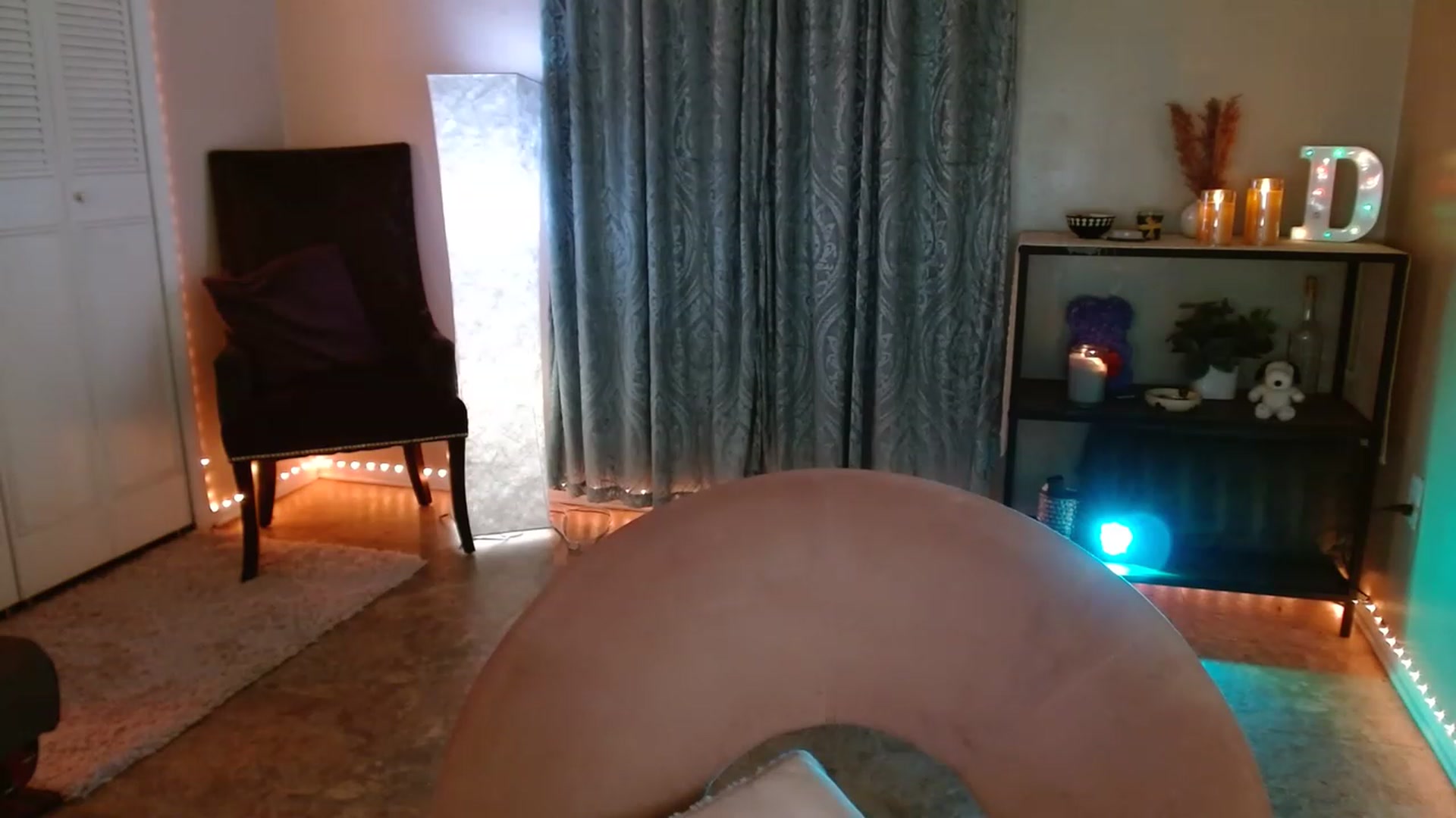 Gallery image thumbnail from DaniSpice's myfreecams stream on, 04/27/2023, 06:06 image 14 of 20