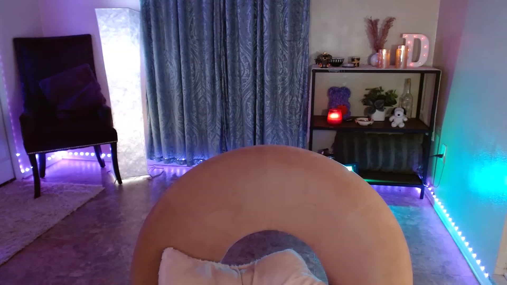 Gallery image thumbnail from DaniSpice's myfreecams stream on, 05/11/2023, 06:39 image 8 of 20
