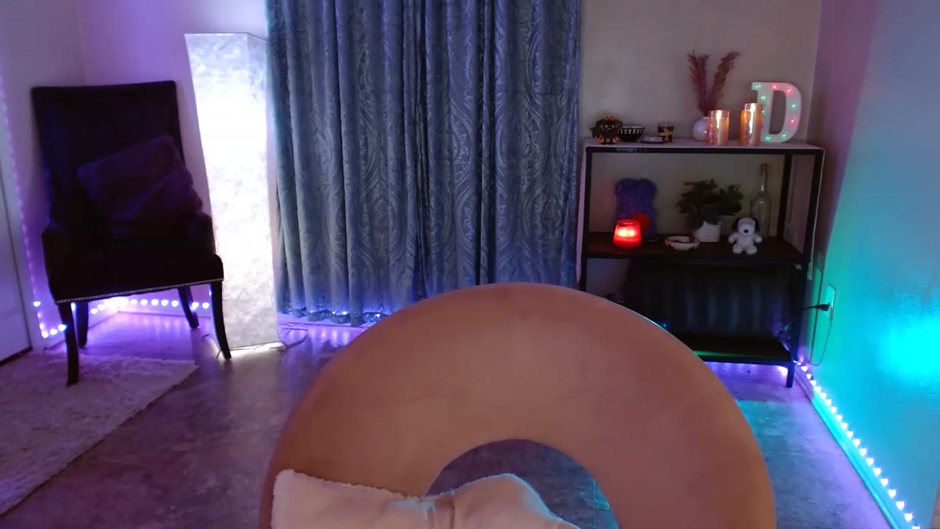 Gallery image thumbnail from DaniSpice's myfreecams stream on, 05/11/2023, 06:39 image 15 of 20
