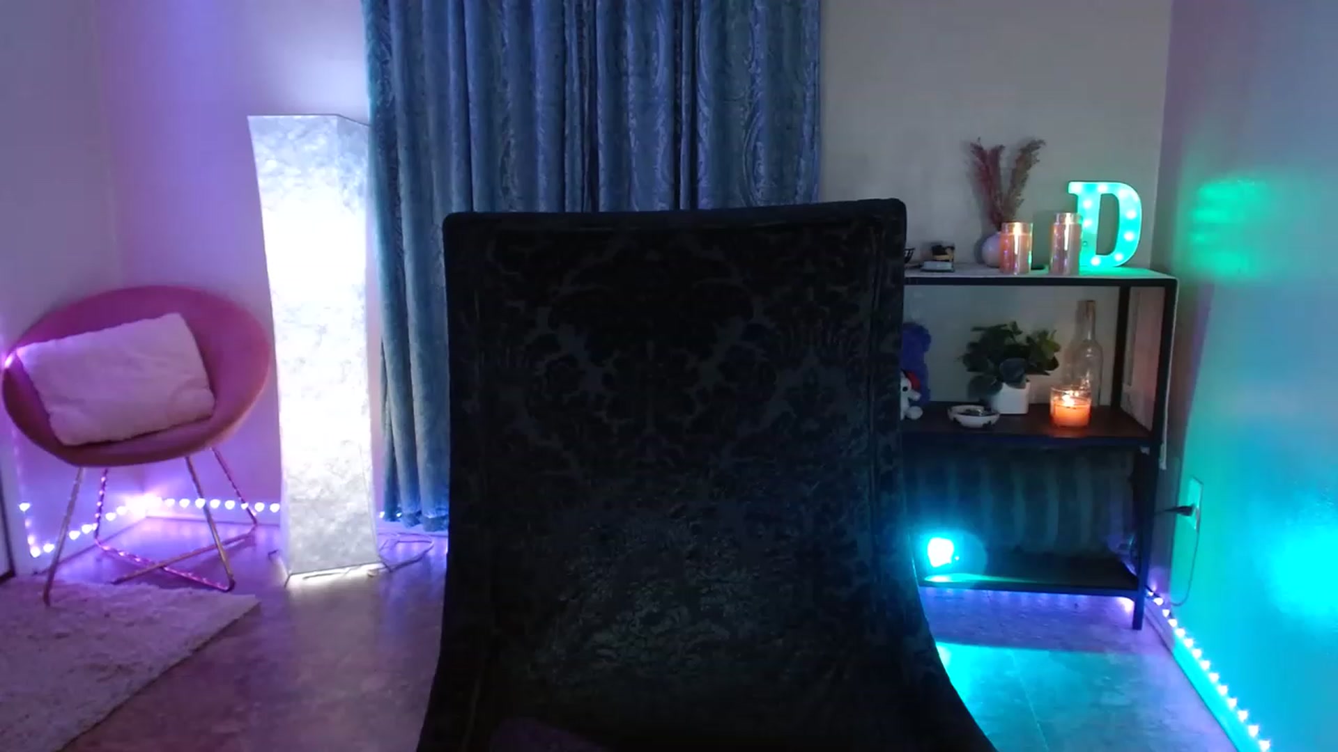 Gallery image thumbnail from DaniSpice's myfreecams stream on, 05/29/2023, 05:42 image 11 of 20