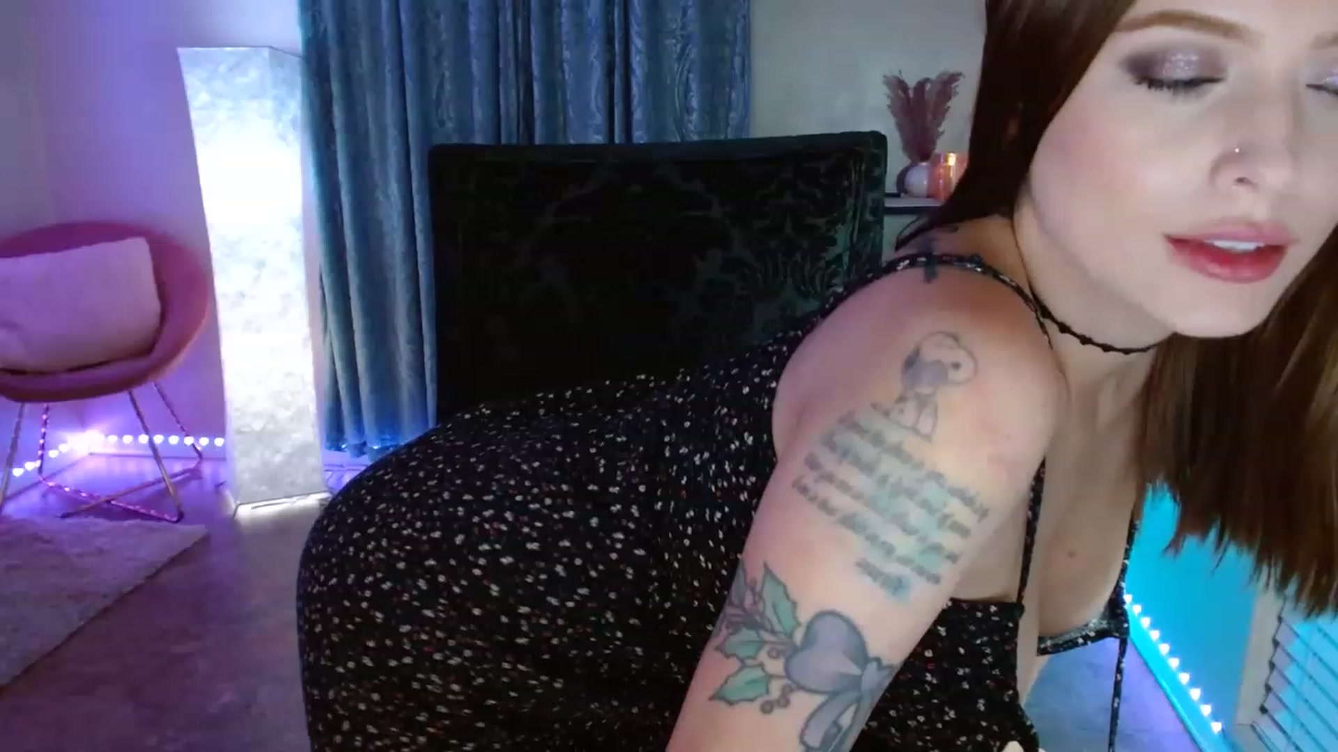 Gallery image thumbnail from DaniSpice's myfreecams stream on, 06/01/2023, 06:17 image 7 of 20