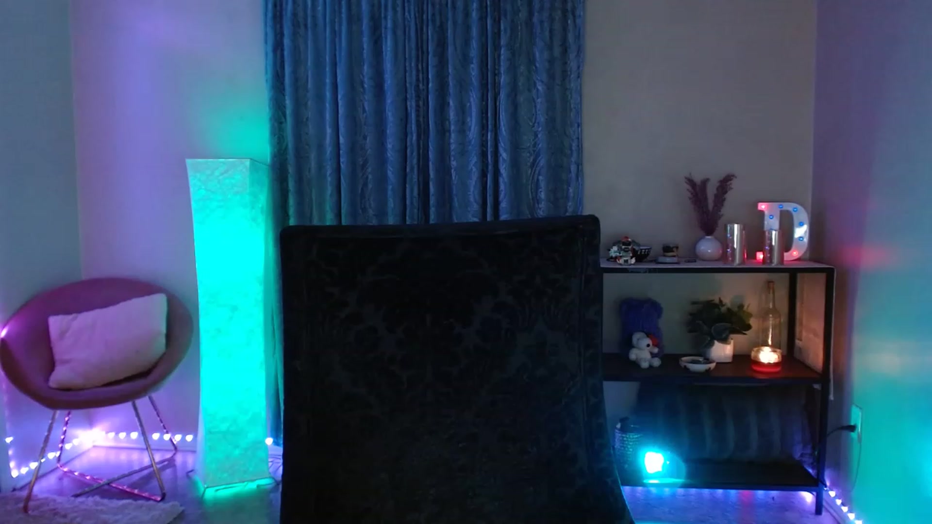 Gallery image thumbnail from DaniSpice's myfreecams stream on, 06/09/2023, 10:22 image 15 of 20