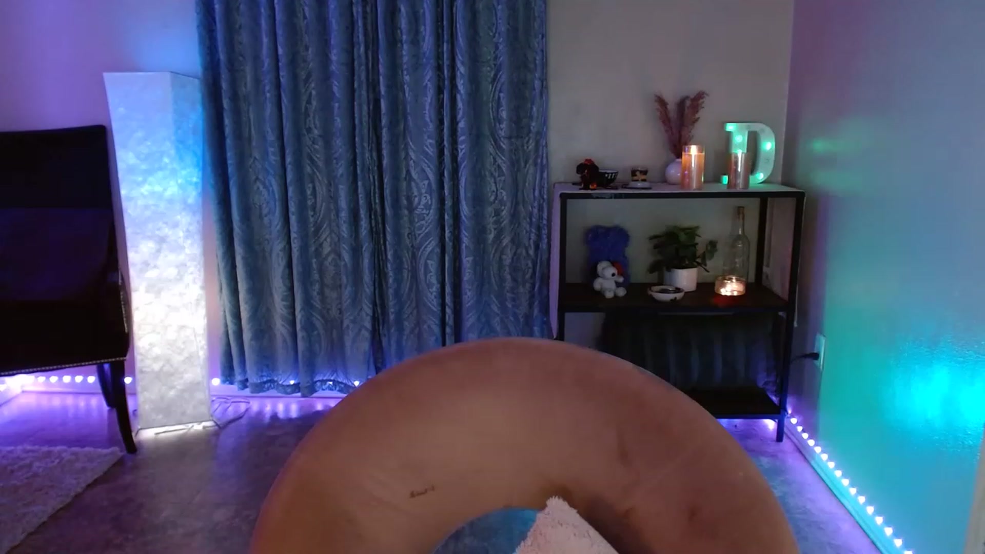 Gallery image thumbnail from DaniSpice's myfreecams stream on, 06/14/2023, 08:02 image 19 of 20