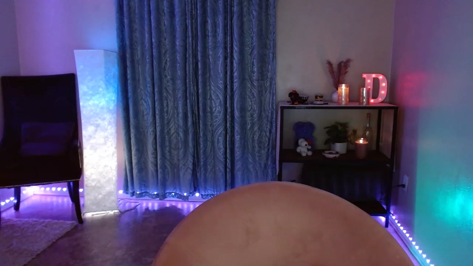 Gallery image thumbnail from DaniSpice's myfreecams stream on, 06/15/2023, 05:16 image 15 of 20
