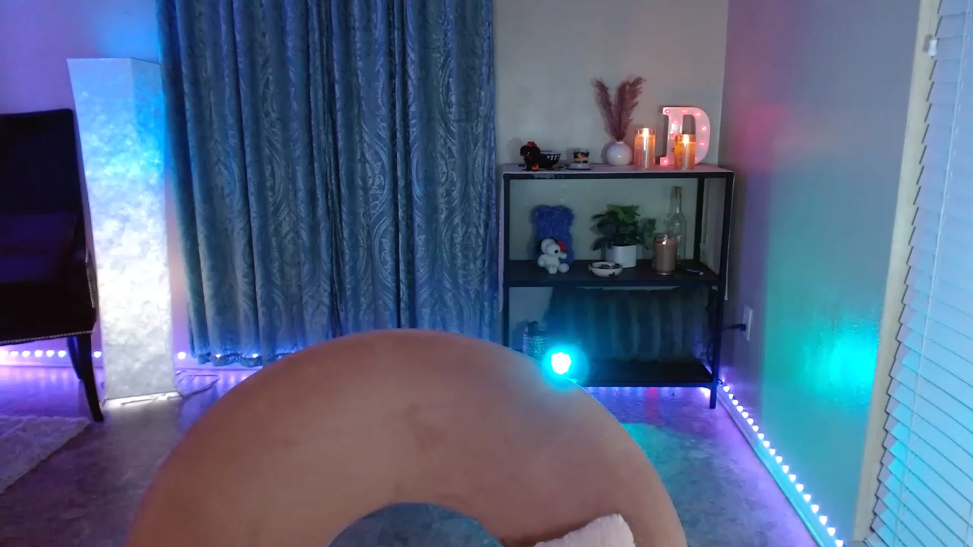 Gallery image thumbnail from DaniSpice's myfreecams stream on, 06/18/2023, 06:42 image 5 of 20