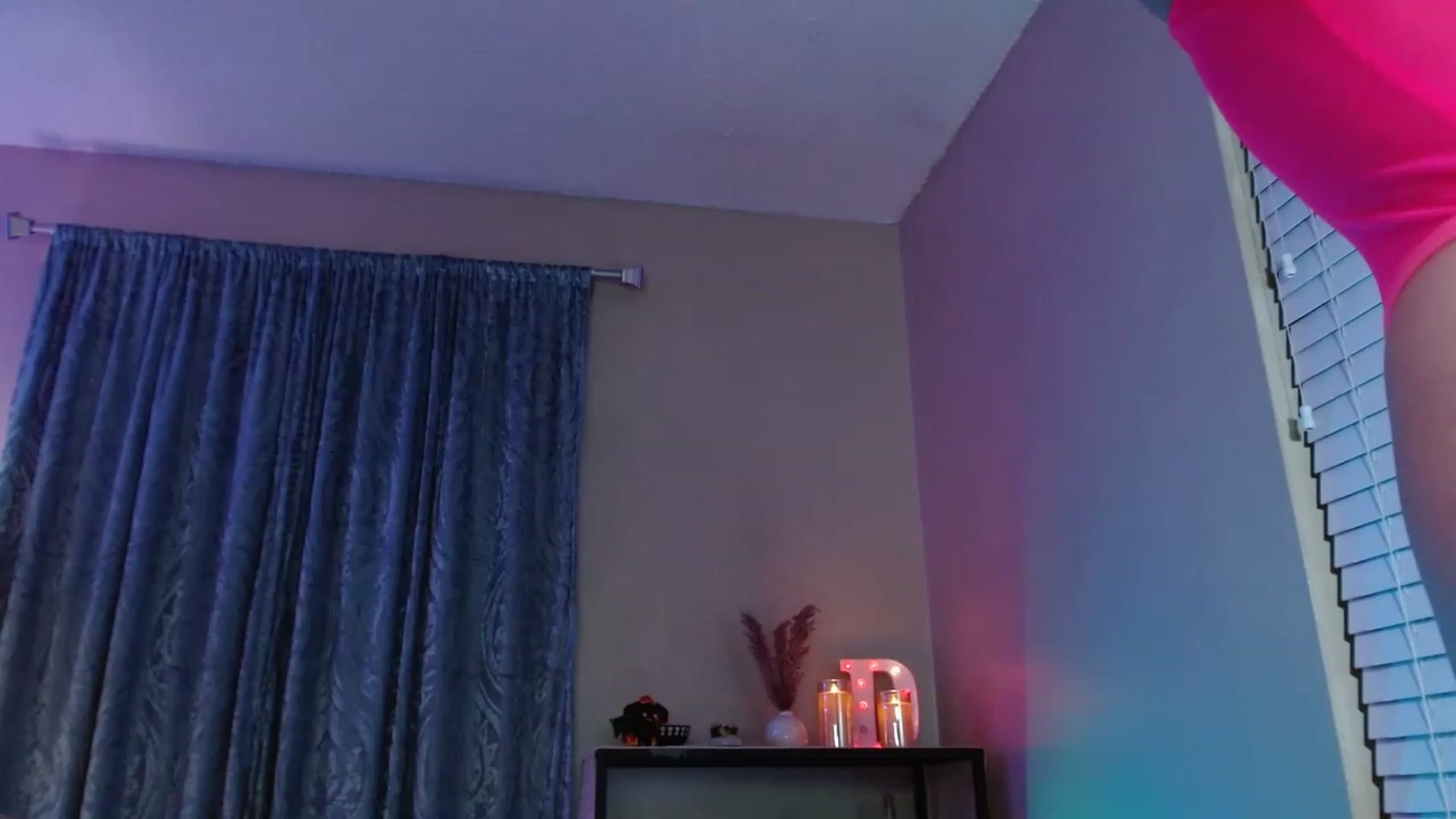 Gallery image thumbnail from DaniSpice's myfreecams stream on, 06/19/2023, 06:21 image 11 of 20