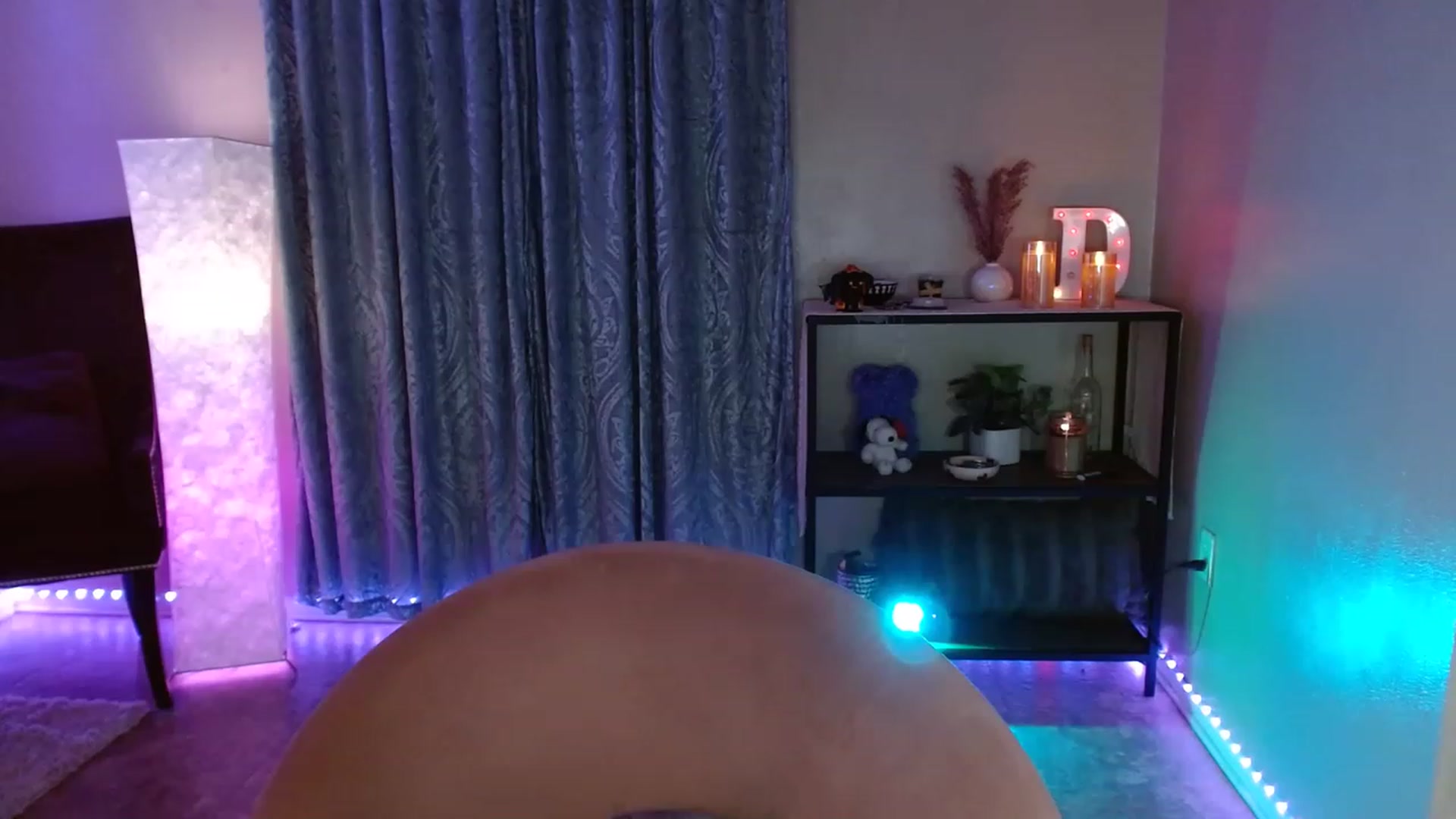 Gallery image thumbnail from DaniSpice's myfreecams stream on, 06/19/2023, 07:15 image 15 of 20