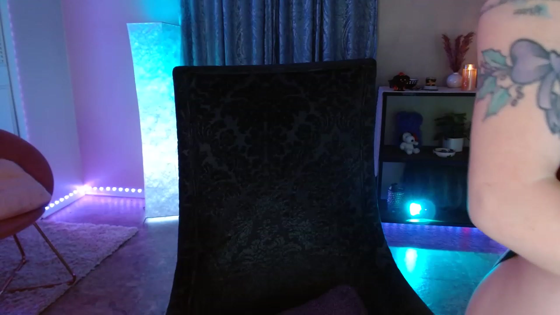 Gallery image thumbnail from DaniSpice's myfreecams stream on, 06/21/2023, 05:47 image 18 of 20