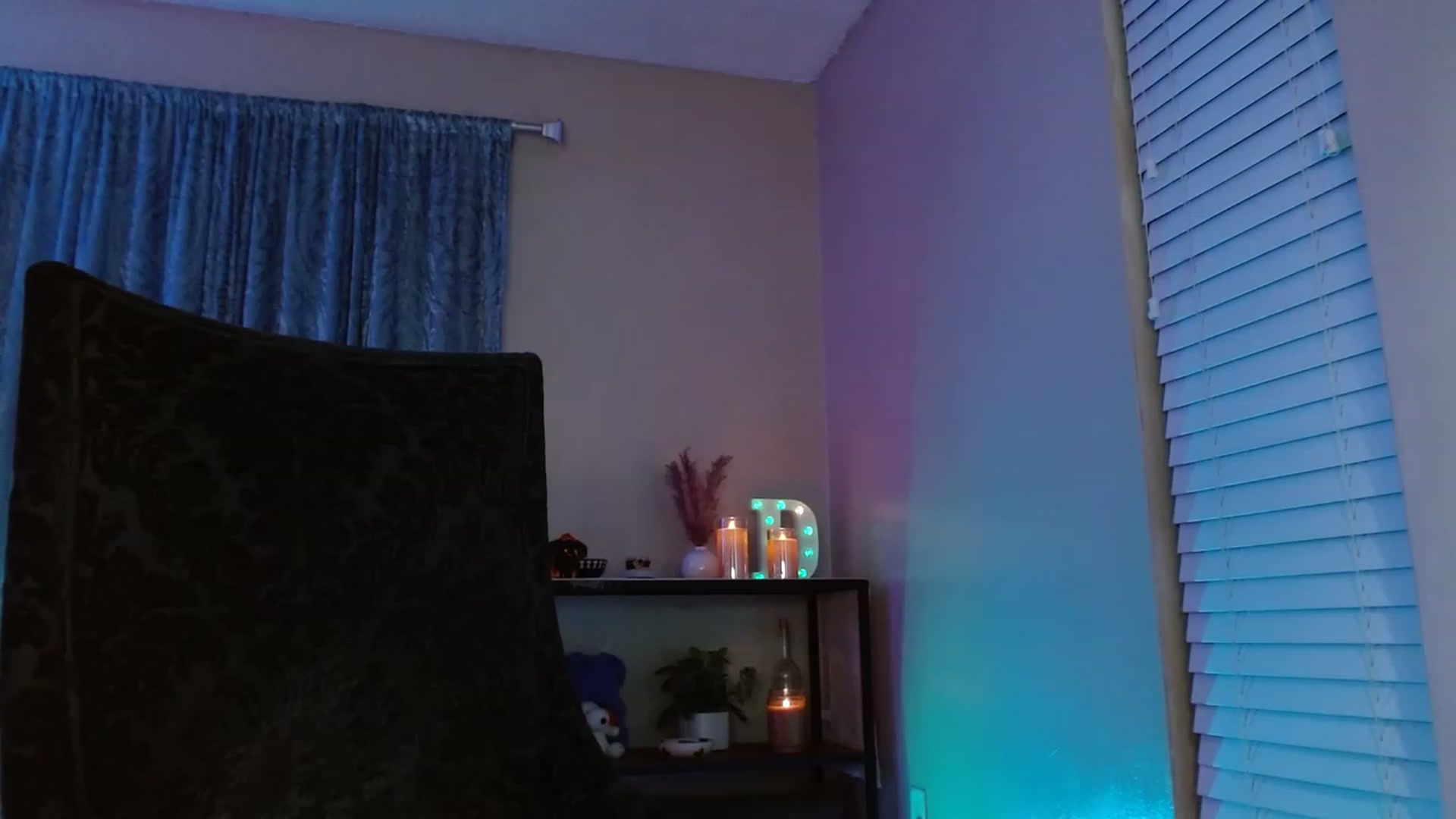 Gallery image thumbnail from DaniSpice's myfreecams stream on, 06/21/2023, 08:31 image 7 of 20