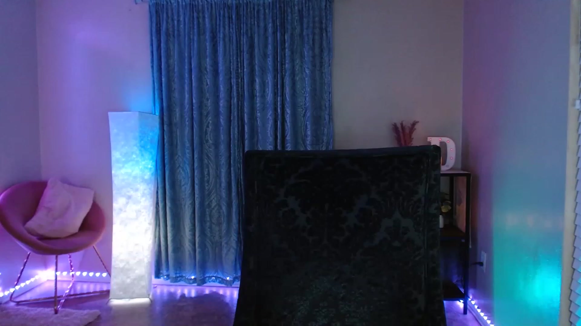 Gallery image thumbnail from DaniSpice's myfreecams stream on, 07/08/2023, 10:06 image 16 of 20