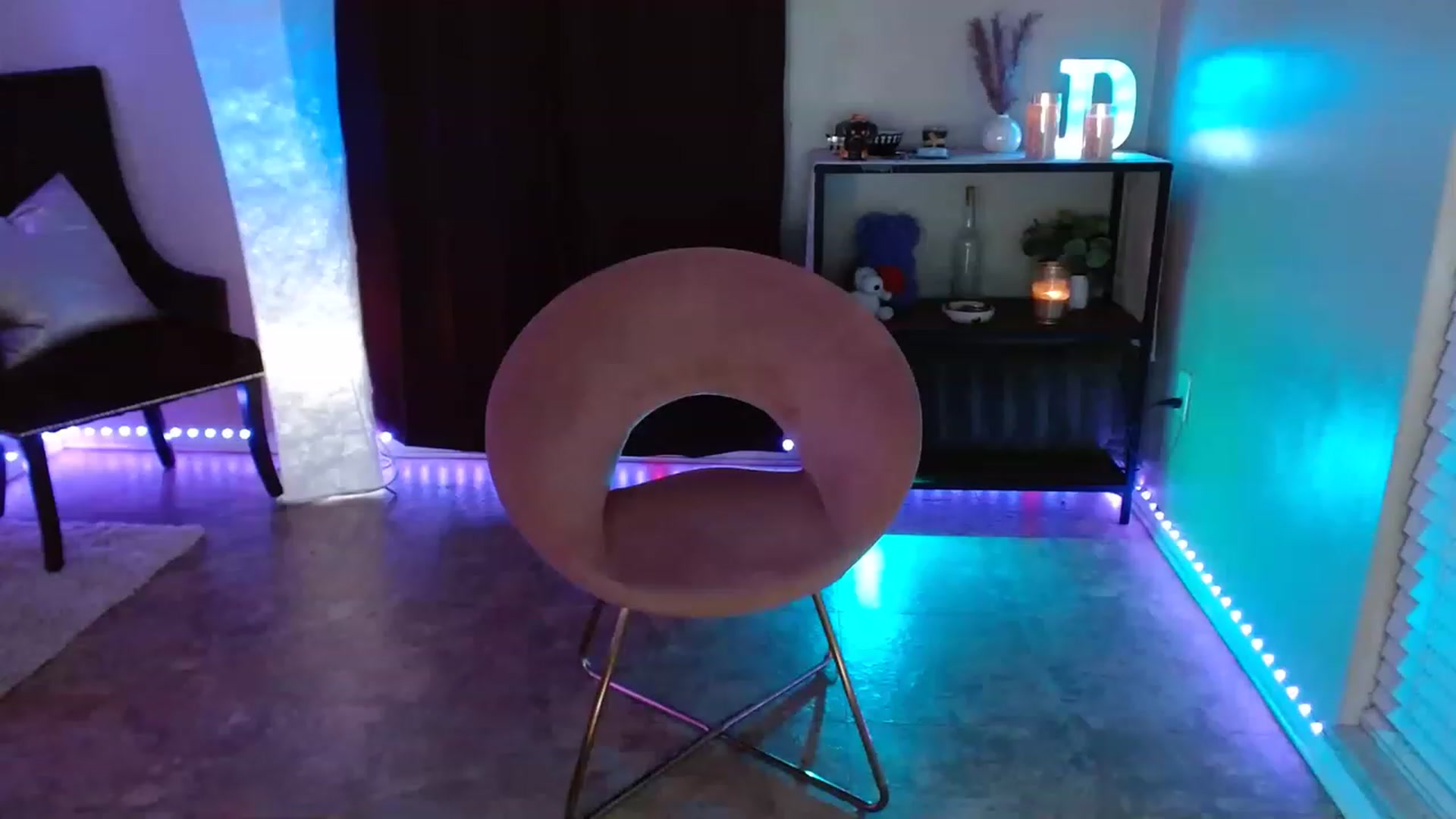 Gallery image thumbnail from DaniSpice's myfreecams stream on, 07/10/2023, 05:55 image 13 of 20