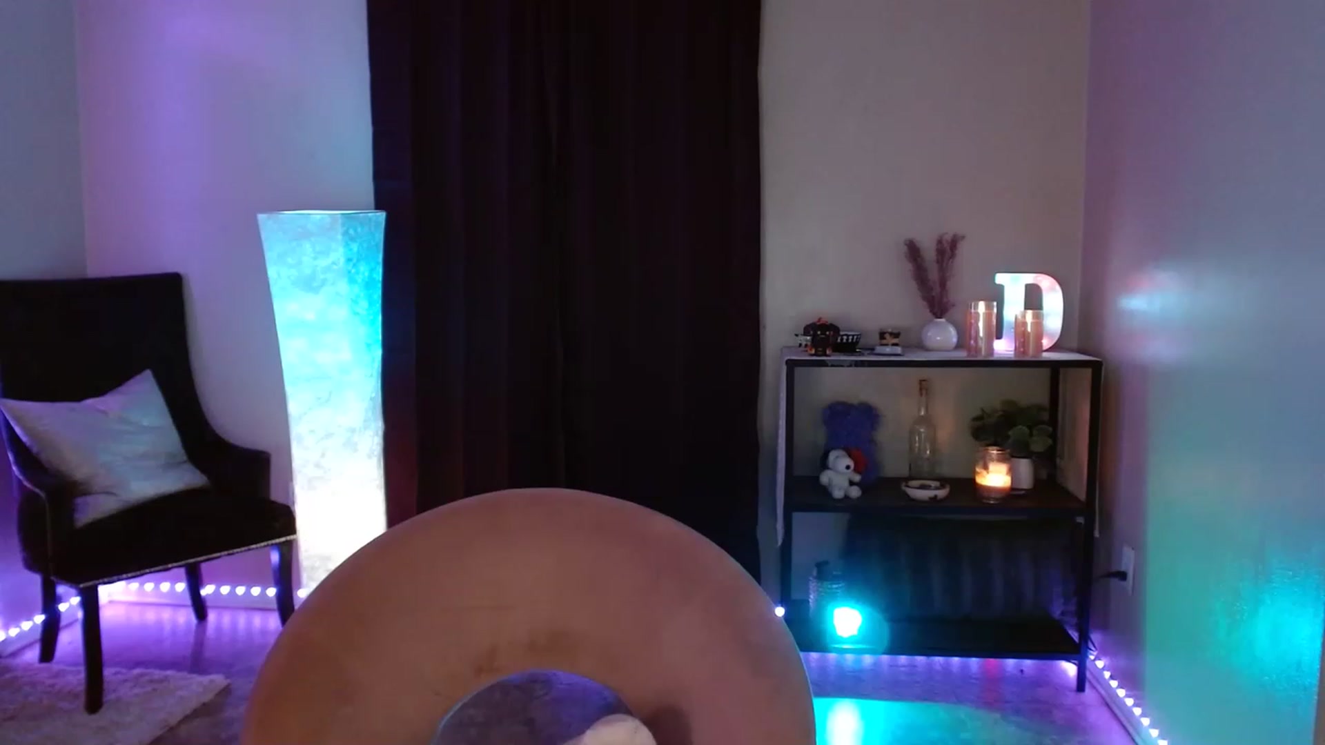 Gallery image thumbnail from DaniSpice's myfreecams stream on, 07/14/2023, 07:21 image 9 of 20