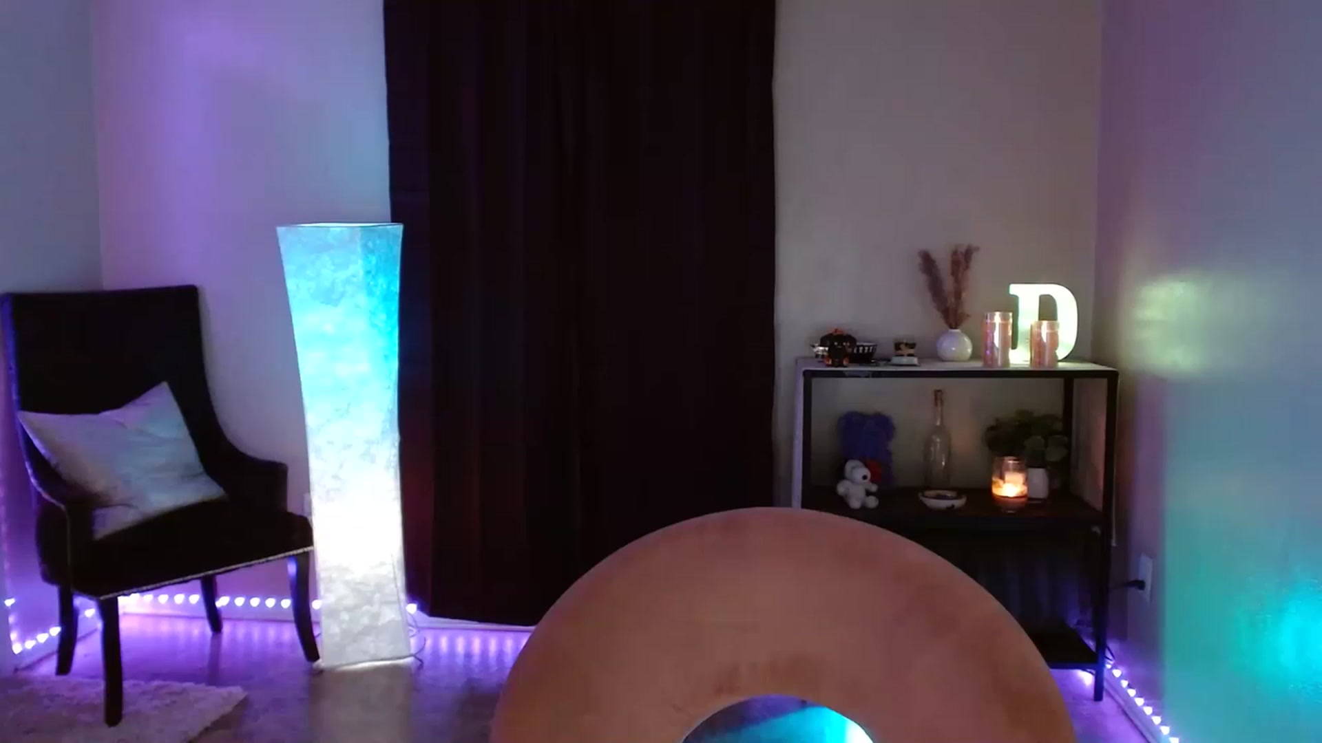 Gallery image thumbnail from DaniSpice's myfreecams stream on, 07/14/2023, 07:40 image 11 of 20