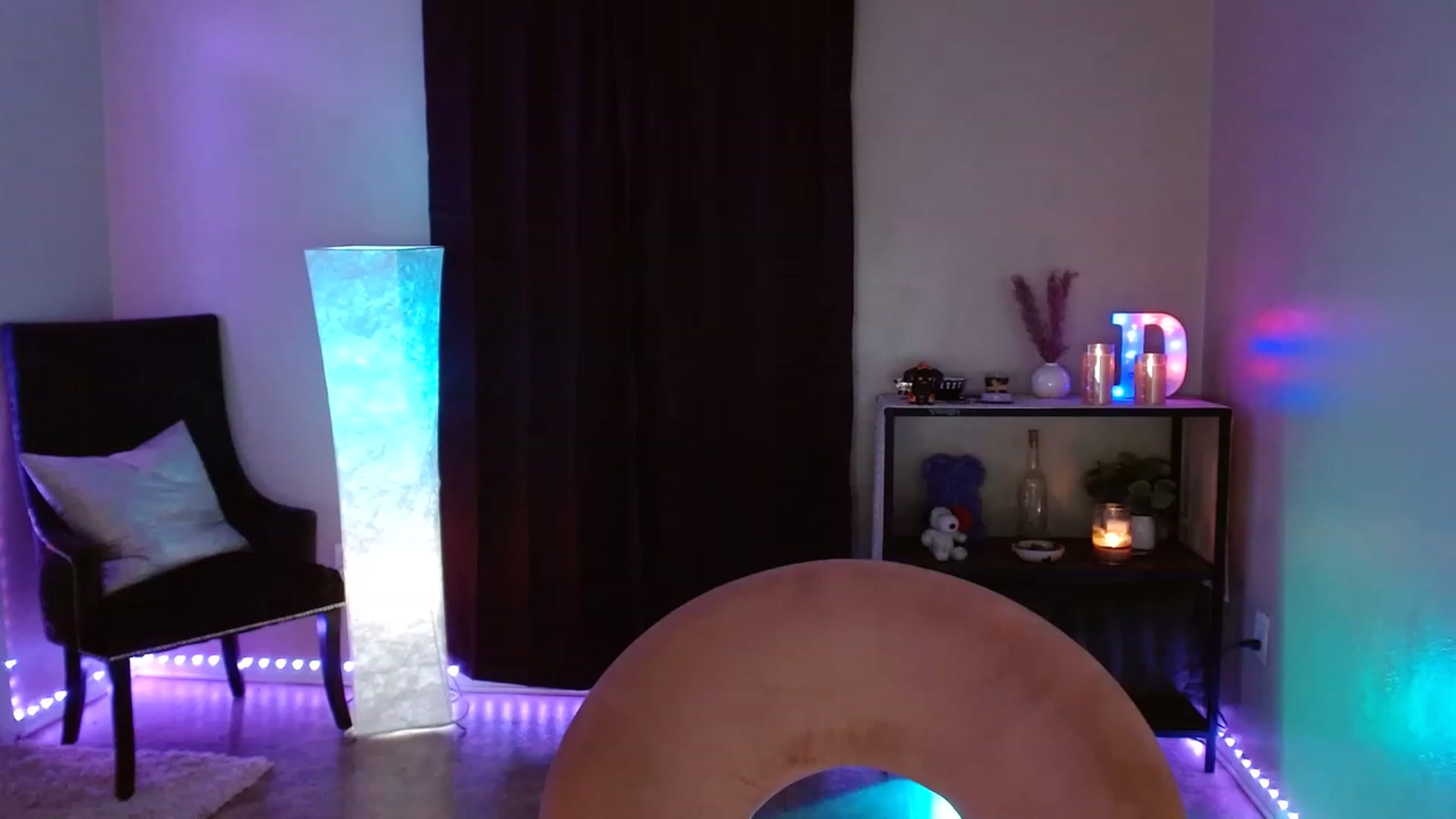 Gallery image thumbnail from DaniSpice's myfreecams stream on, 07/14/2023, 07:40 image 8 of 20