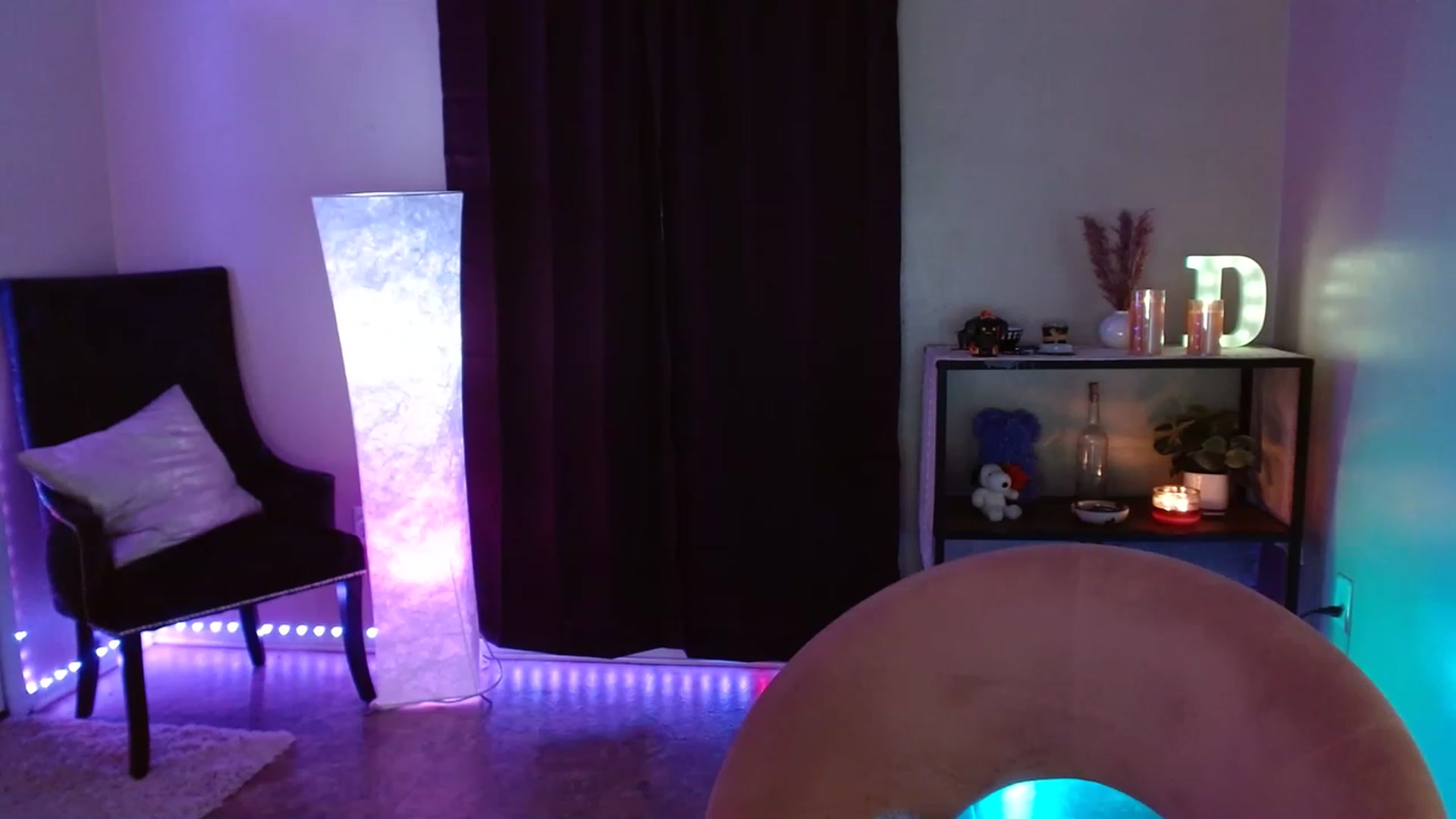Gallery image thumbnail from DaniSpice's myfreecams stream on, 07/21/2023, 10:49 image 11 of 20