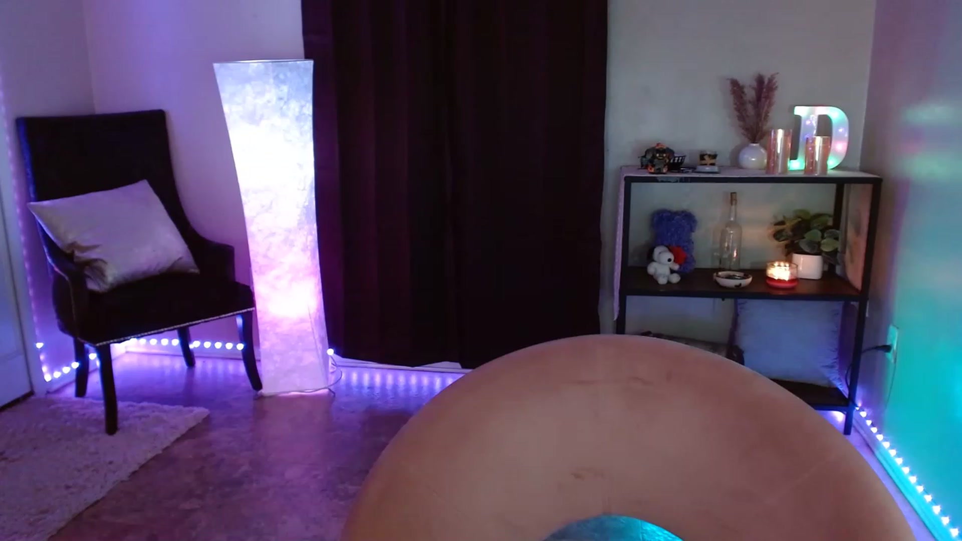 Gallery image thumbnail from DaniSpice's myfreecams stream on, 07/23/2023, 05:36 image 3 of 20