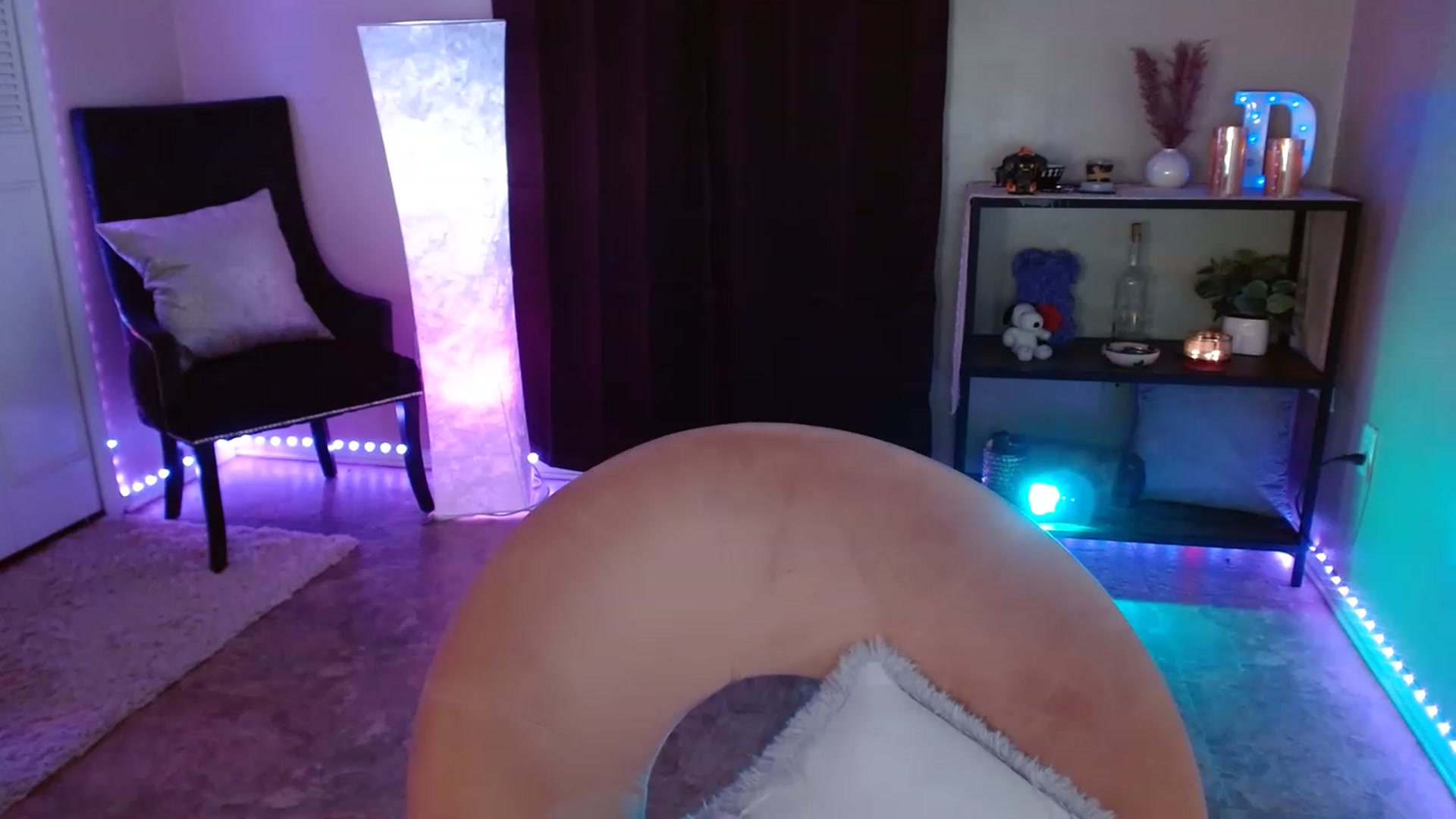 Gallery image thumbnail from DaniSpice's myfreecams stream on, 07/24/2023, 06:25 image 16 of 20