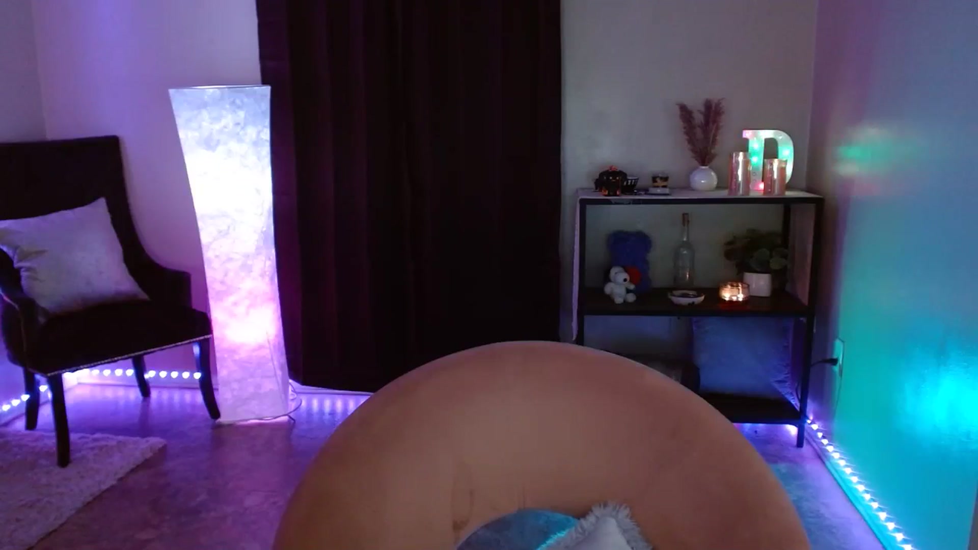 Gallery image thumbnail from DaniSpice's myfreecams stream on, 07/24/2023, 07:54 image 13 of 20