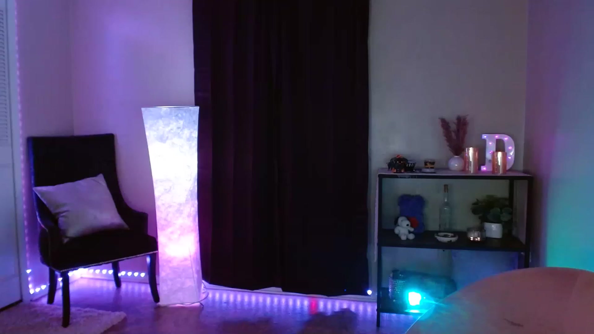 Gallery image thumbnail from DaniSpice's myfreecams stream on, 07/26/2023, 07:28 image 10 of 20