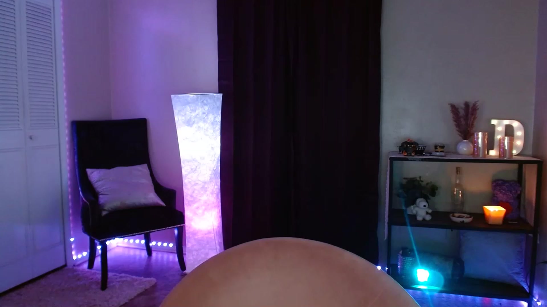 Gallery image thumbnail from DaniSpice's myfreecams stream on, 08/01/2023, 06:05 image 18 of 20