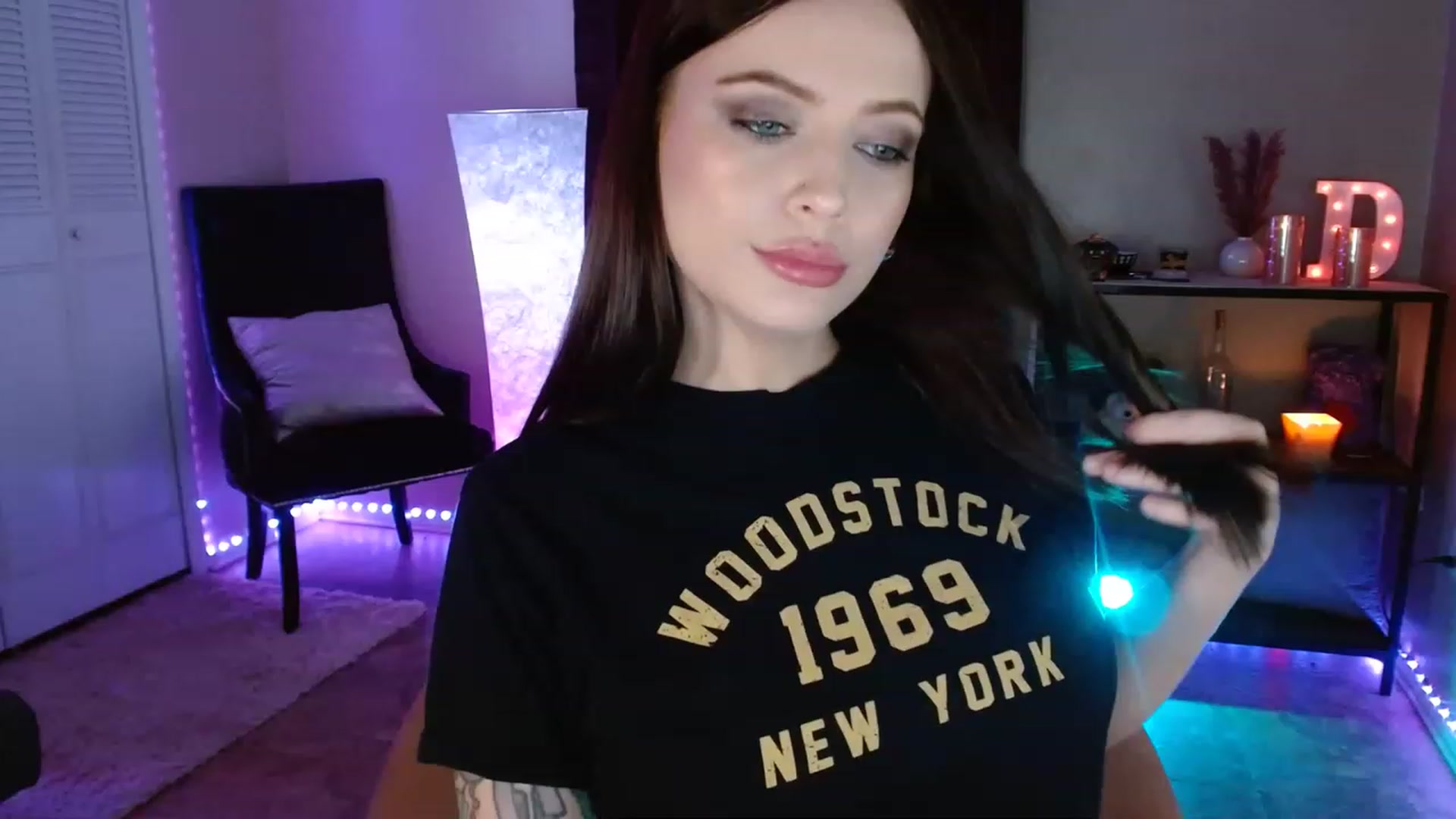 Gallery image thumbnail from DaniSpice's myfreecams stream on, 08/01/2023, 06:05 image 8 of 20