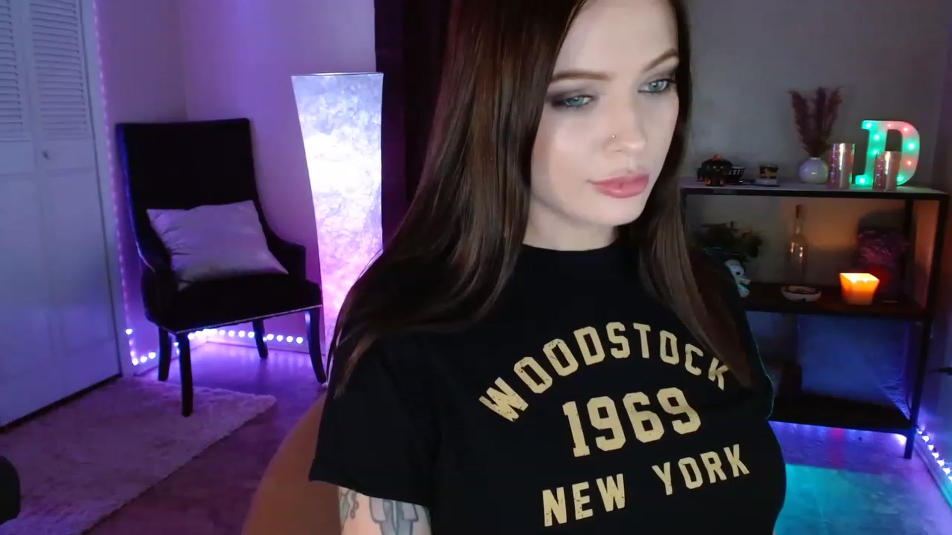 Gallery image thumbnail from DaniSpice's myfreecams stream on, 08/01/2023, 06:05 image 16 of 20