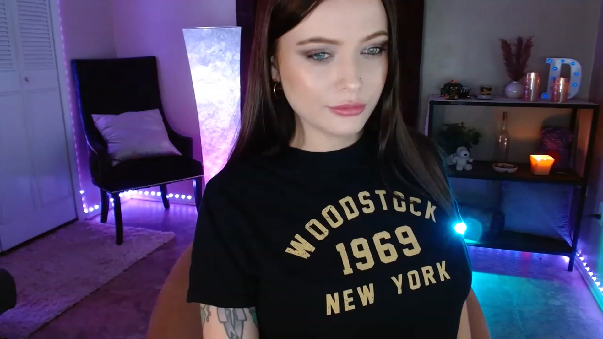 Gallery image thumbnail from DaniSpice's myfreecams stream on, 08/01/2023, 06:05 image 11 of 20