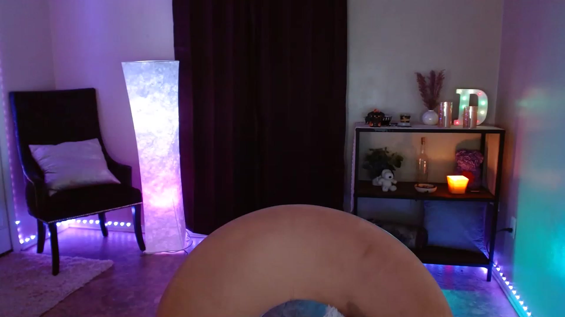 Gallery image thumbnail from DaniSpice's myfreecams stream on, 08/01/2023, 08:20 image 14 of 20