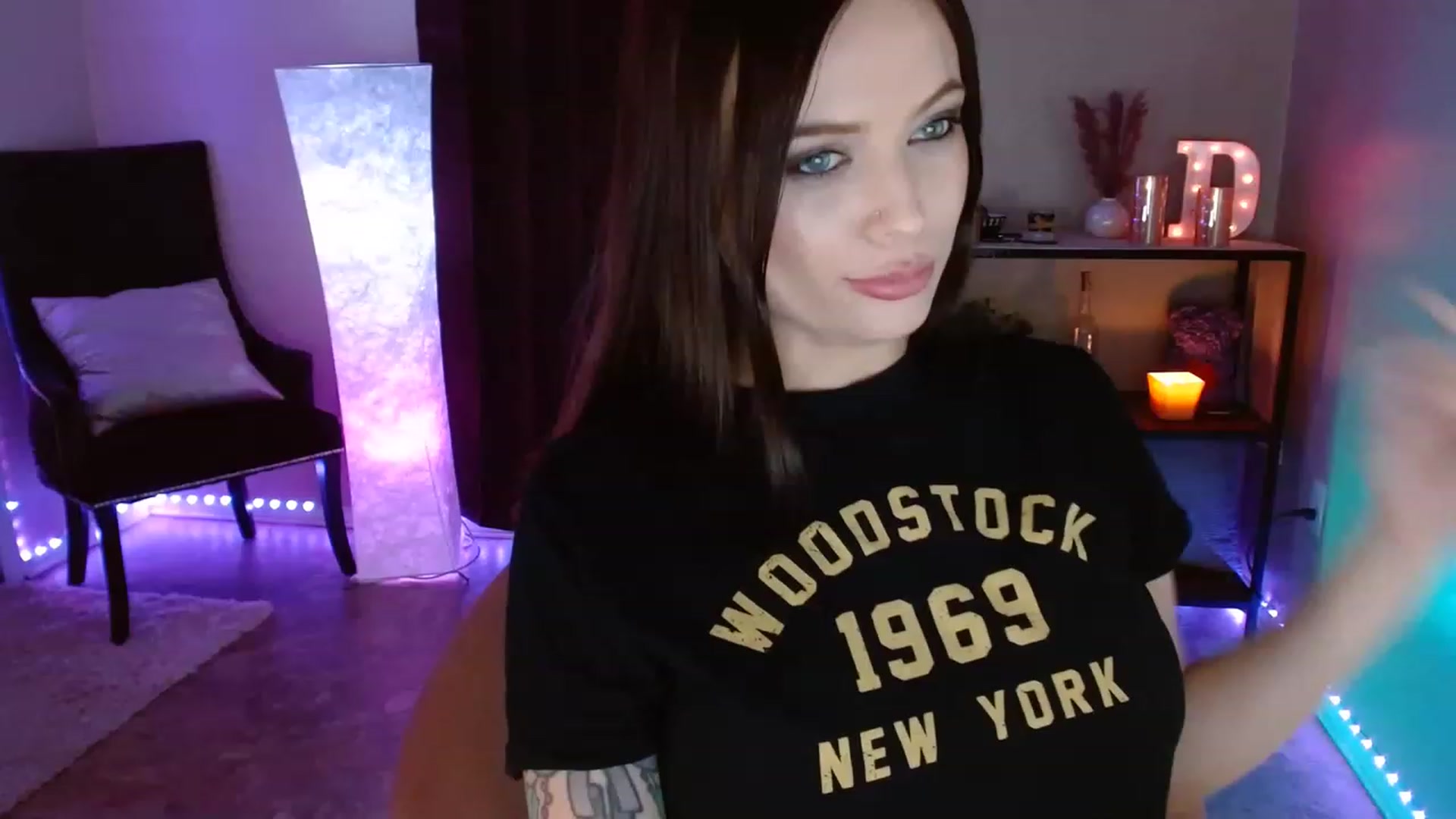 Gallery image thumbnail from DaniSpice's myfreecams stream on, 08/01/2023, 08:20 image 19 of 20