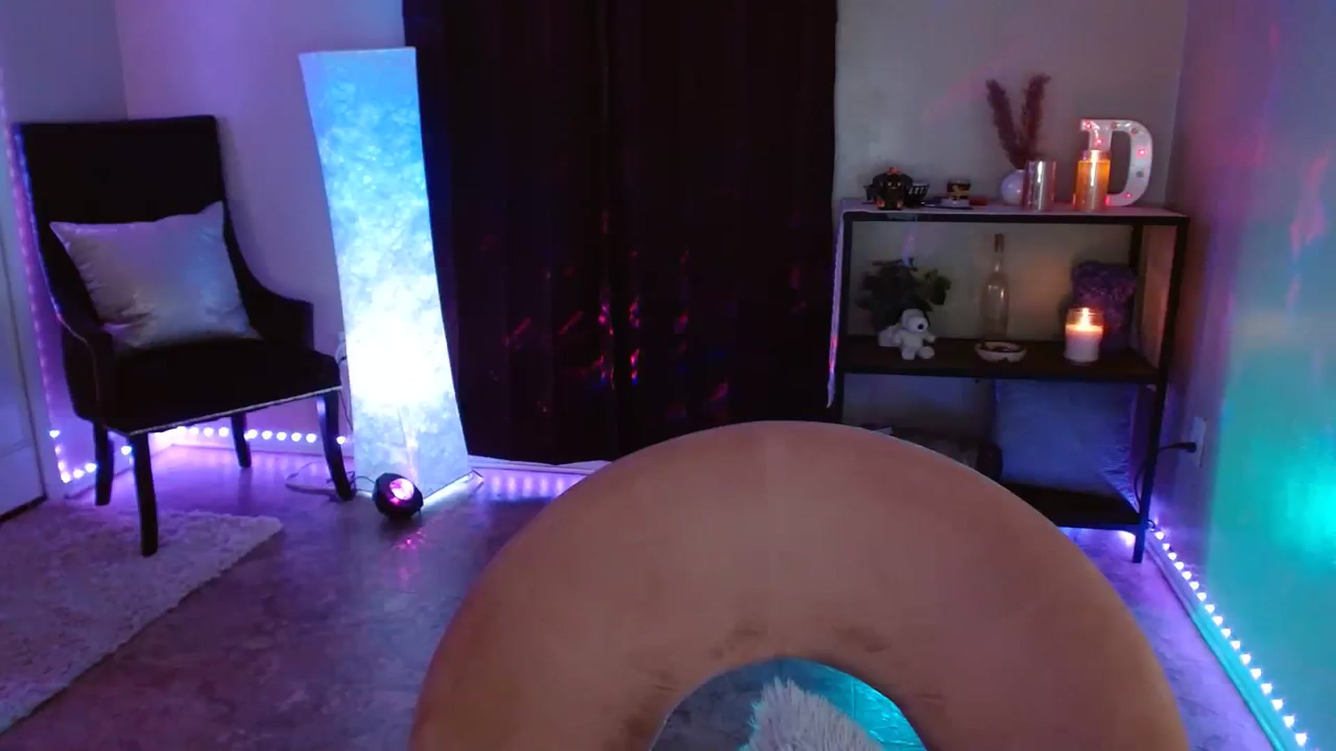 Gallery image thumbnail from DaniSpice's myfreecams stream on, 08/13/2023, 05:31 image 19 of 20