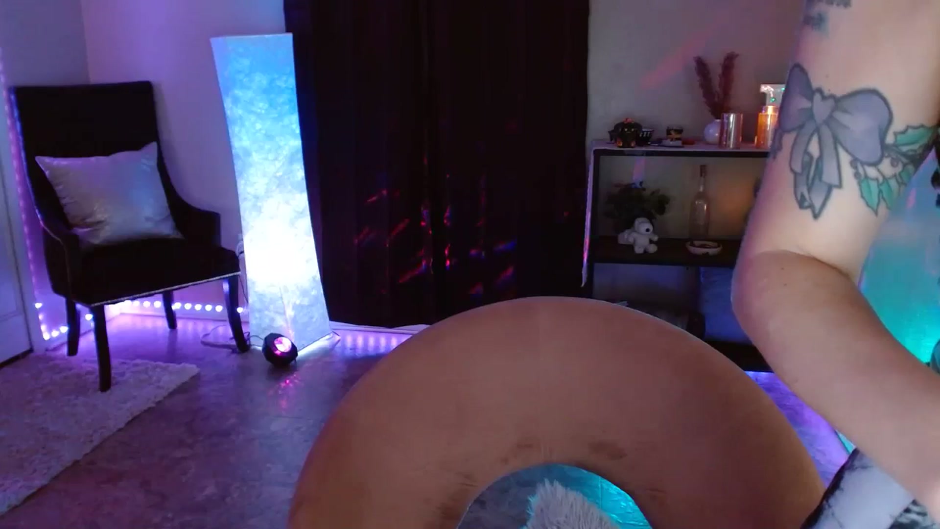 Gallery image thumbnail from DaniSpice's myfreecams stream on, 08/13/2023, 05:31 image 18 of 20